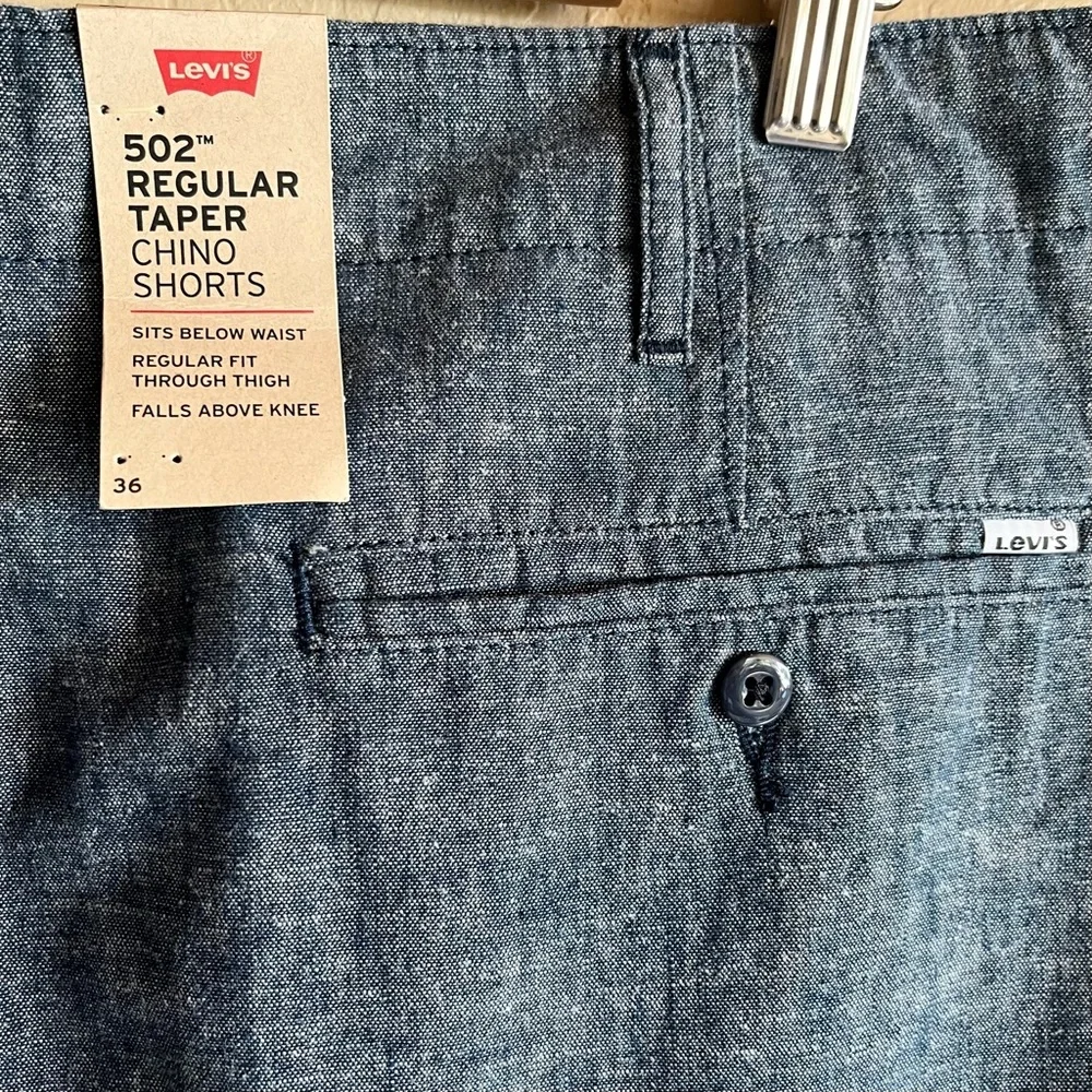 NWT Levi’s 502 Regular Taper Chino Shorts Blue Chambray Linen Cotton
